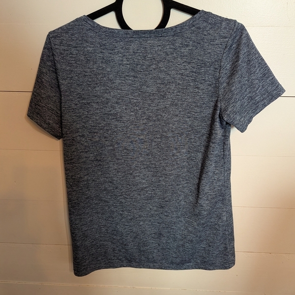 Nike Women's Blue Dri-FIT Top - Picture 2 of 3